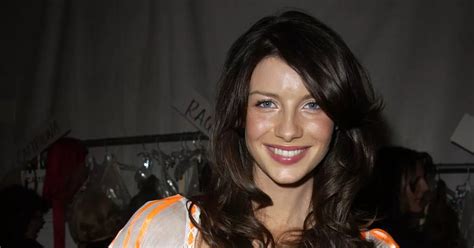 Caitriona Balfe walked in a Victoria Secret fashion .